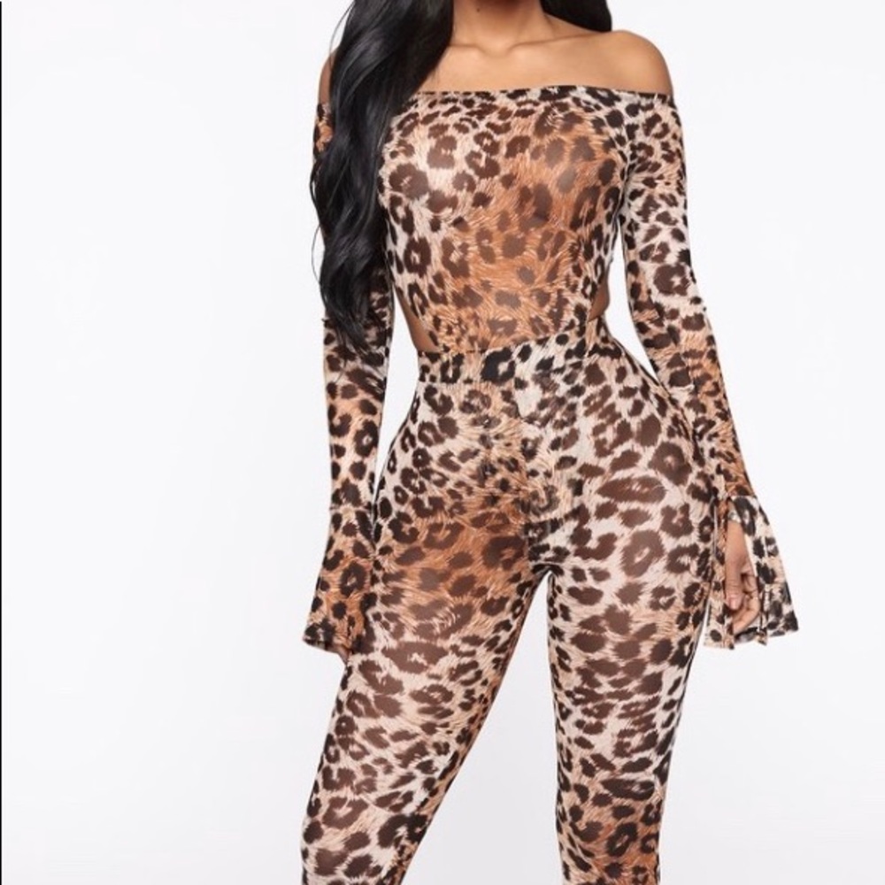 Fashion Nova Leopard Mesh Set (Medium)